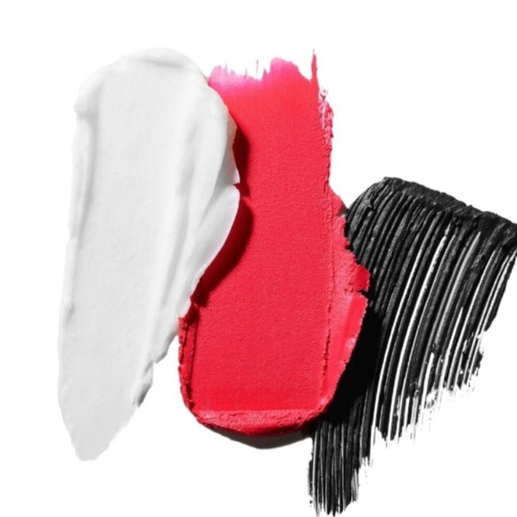 New MAC Cosmetics Lashes To Lips Kit Pink in Relentlessly Red & Black Stack(706) - Picture 4 of 5